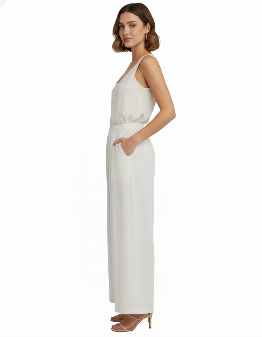 Pleated wide-leg trousers in nylon with an airy, fluid drape